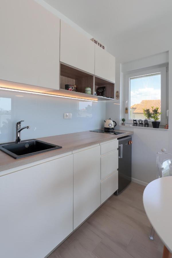 Apartment Alan 2 Vrsi Exteriér fotografie